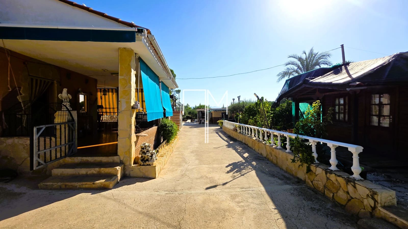 Chalet de 3 habitaciones en Alberic en venta con piscina garaje - 225.000 € (Ref: 10051892)