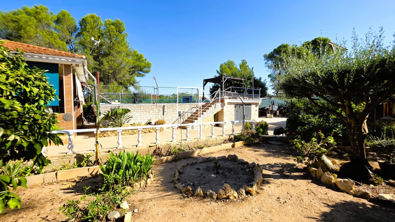 Chalet de 3 habitaciones en Alberic en venta con piscina garaje - 225.000 € (Ref: 10051892)