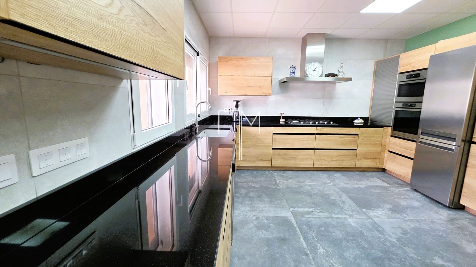 7 chambre Finca/Maison de Campagne à vendre à Enguera avec piscine garage - 950 000 € (Ref: 10086915)