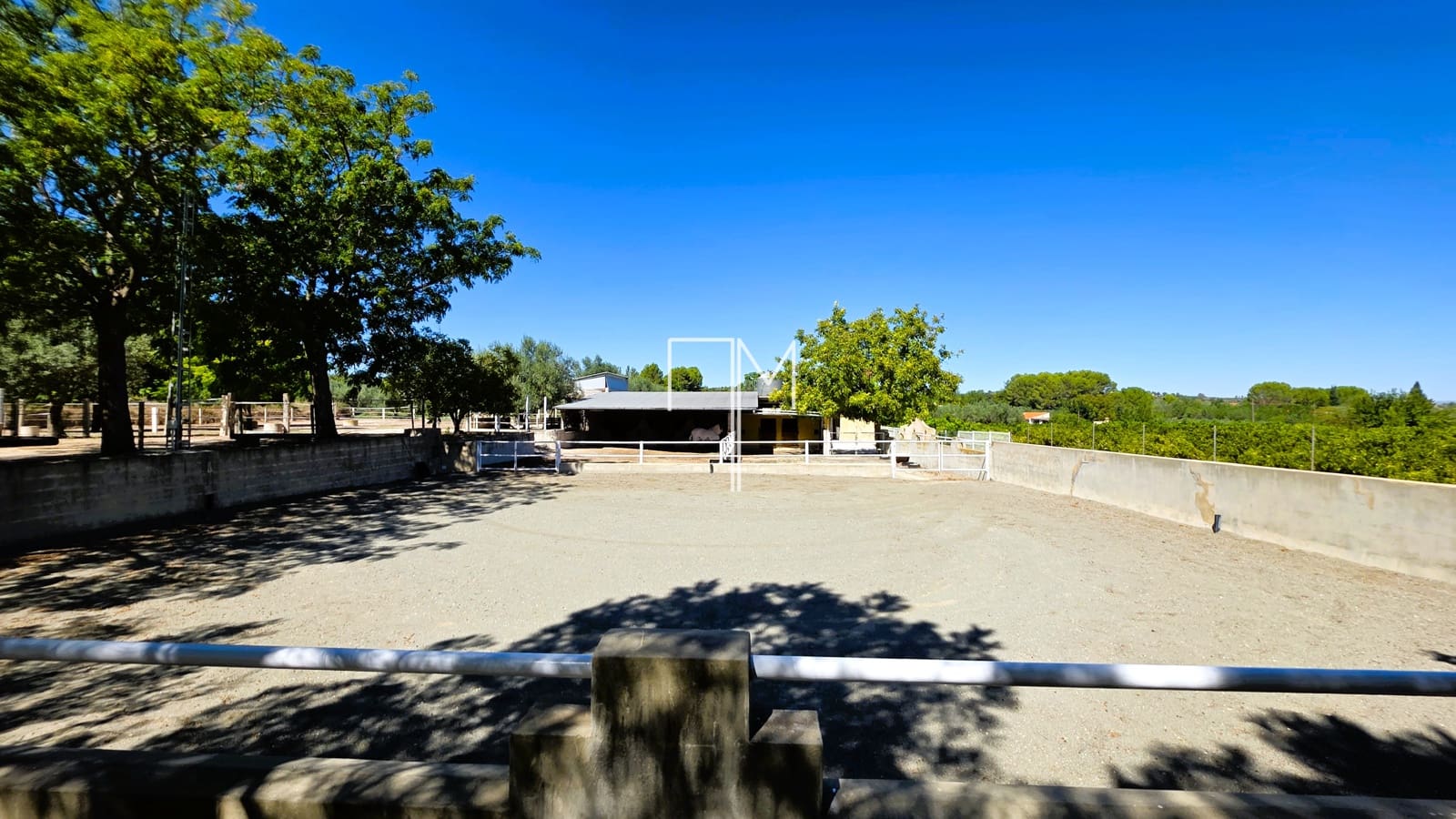 7 chambre Finca/Maison de Campagne à vendre à Enguera avec piscine garage - 950 000 € (Ref: 10086915)
