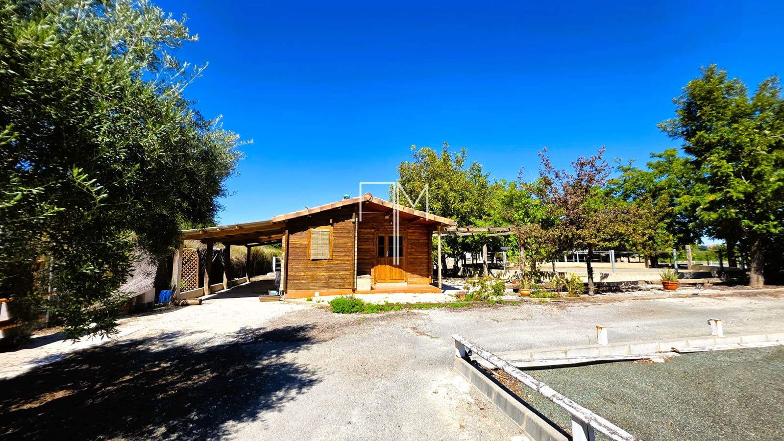 7 chambre Finca/Maison de Campagne à vendre à Enguera avec piscine garage - 950 000 € (Ref: 10086915)