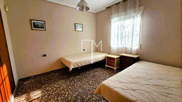 4 chambre Villa/Maison à vendre à Alberic avec piscine garage - 314 995 € (Ref: 10093660)