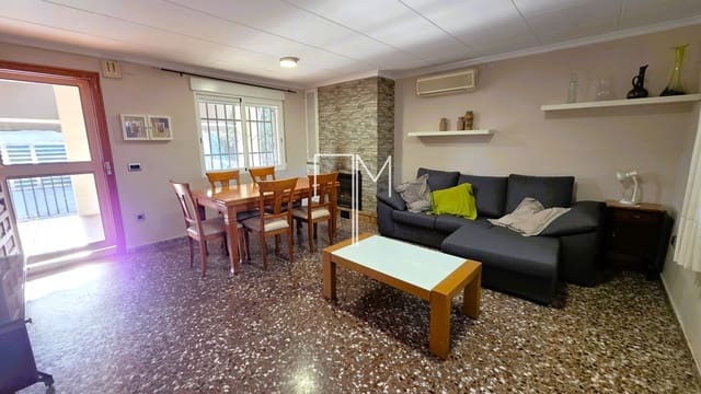 4 chambre Villa/Maison à vendre à Alberic avec piscine garage - 314 995 € (Ref: 10093660)