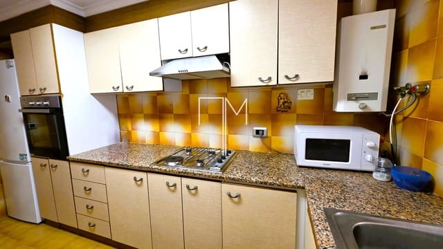 4 chambre Villa/Maison à vendre à Alberic avec piscine garage - 314 995 € (Ref: 10093660)