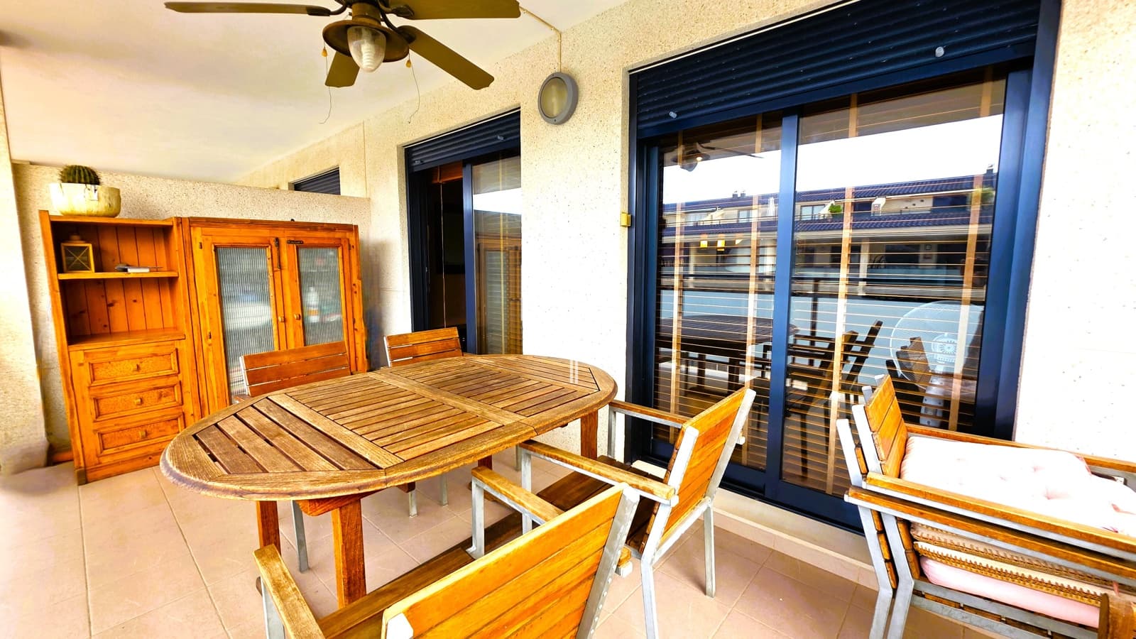 2 camera da letto Appartamento sulla Spiaggia in vendita in Pucol con piscina garage - 400.000 € (Rif: 10130130)