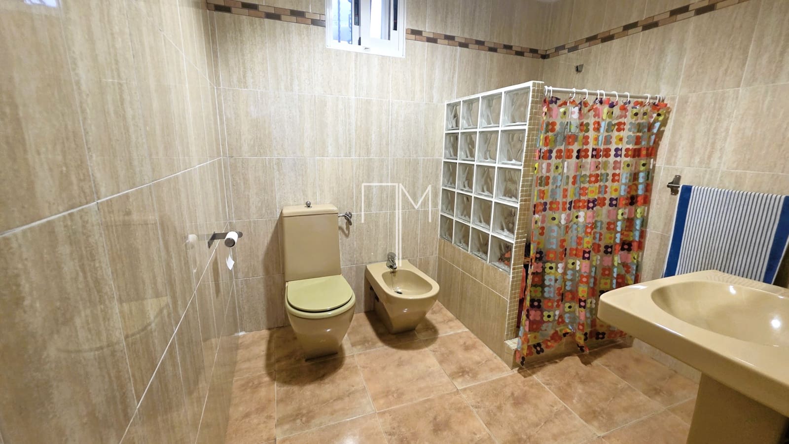 Chalet de 4 habitaciones en Xàtiva en venta con piscina garaje - 270.000 € (Ref: 10144756)