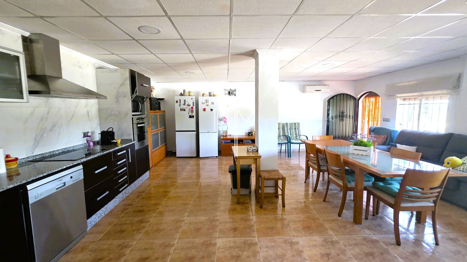 Chalet de 4 habitaciones en Xàtiva en venta con piscina garaje - 270.000 € (Ref: 10144756)