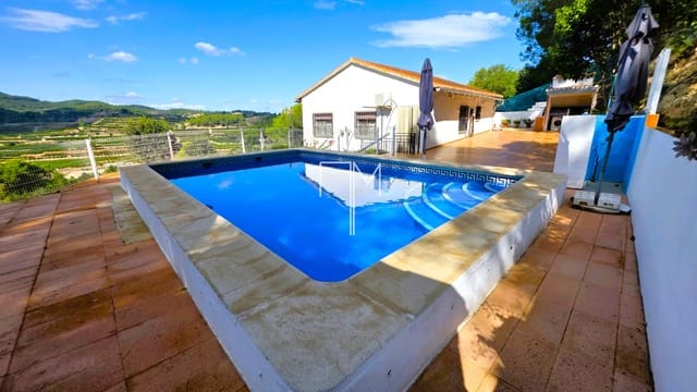 4 slaapkamer Villa te koop in Xàtiva met zwembad garage - € 270.000 (Ref: 10144756)
