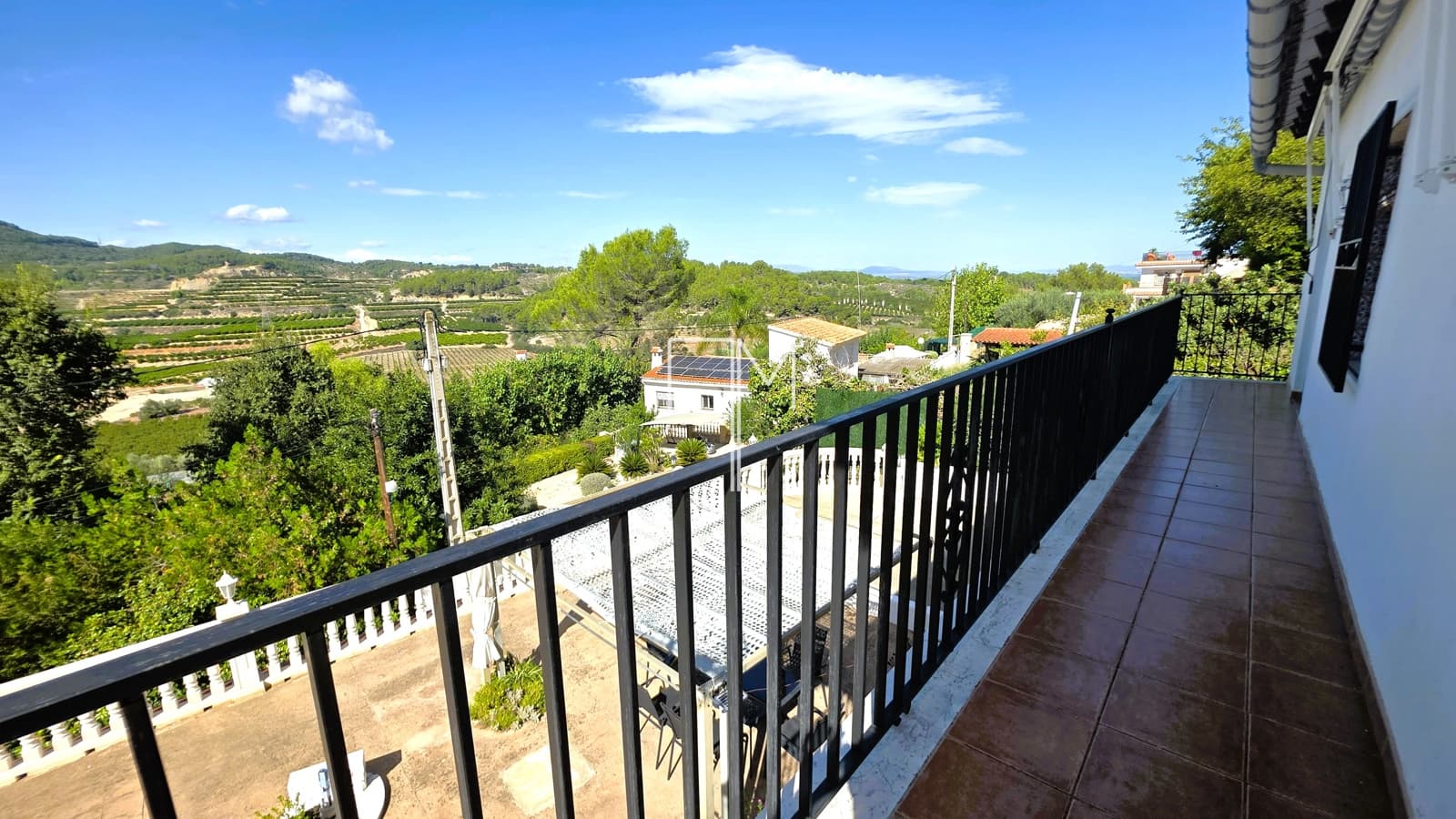 Chalet de 4 habitaciones en Xàtiva en venta con piscina garaje - 270.000 € (Ref: 10144756)