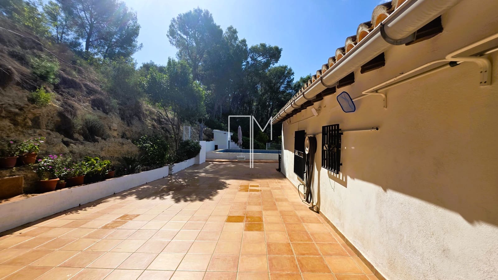 Chalet de 4 habitaciones en Xàtiva en venta con piscina garaje - 270.000 € (Ref: 10144756)
