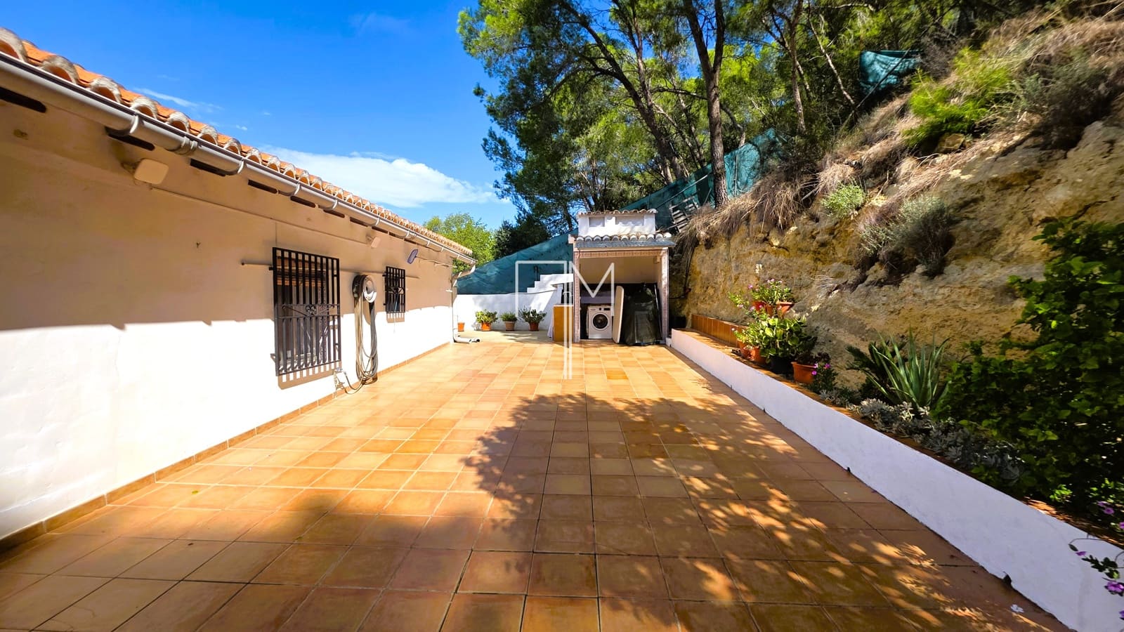 Chalet de 4 habitaciones en Xàtiva en venta con piscina garaje - 270.000 € (Ref: 10144756)