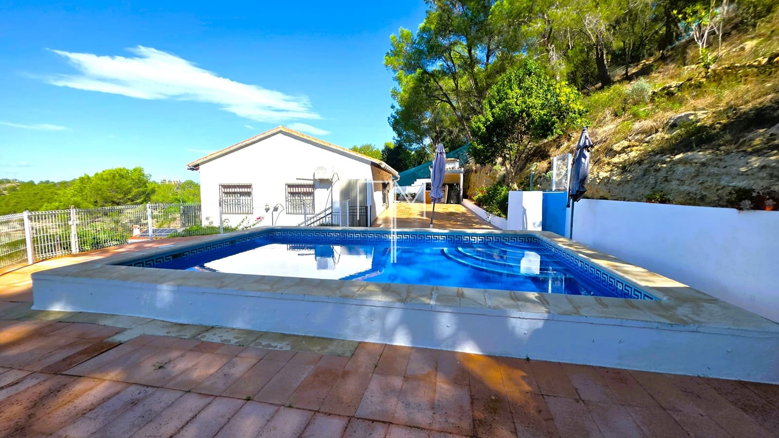 Chalet de 4 habitaciones en Xàtiva en venta con piscina garaje - 270.000 € (Ref: 10144756)