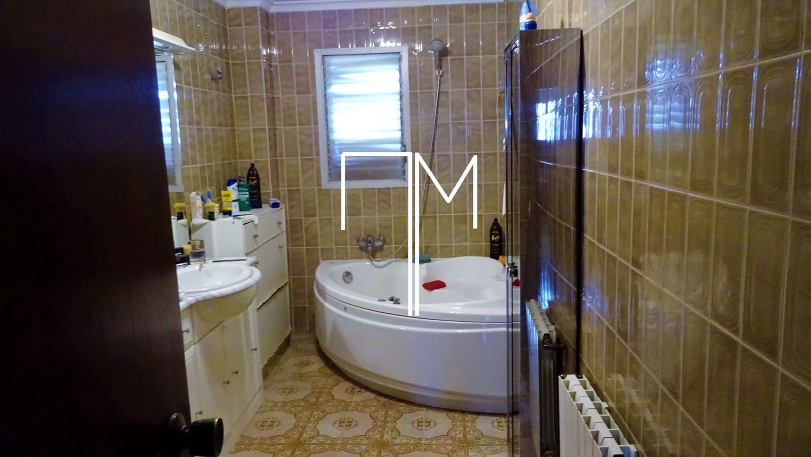 4 soverom Villa til salgs i Alberic med svømmebasseng garasje - € 300 000 (Ref: 6051544)