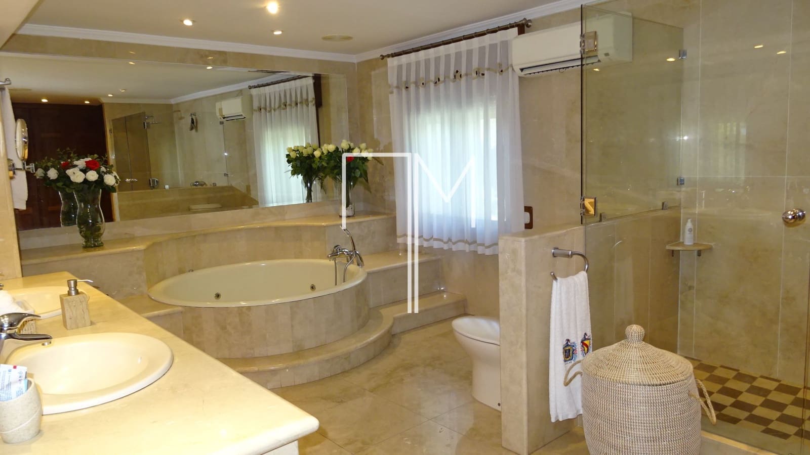 3 soveværelse Villa til salg i Ontinyent med swimmingpool garage - € 1.455.000 (Ref: 6456212)