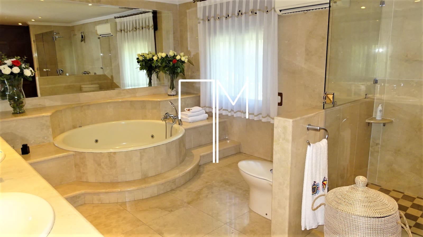 3 soveværelse Villa til salg i Ontinyent med swimmingpool garage - € 1.455.000 (Ref: 6456212)