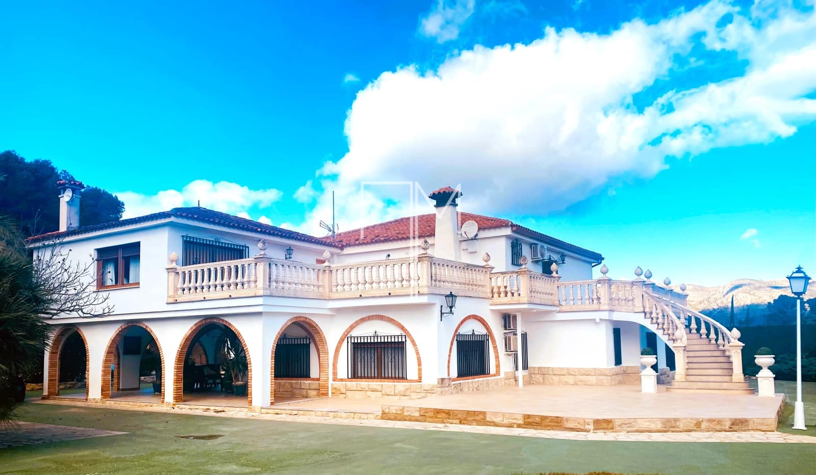 3 soveværelse Villa til salg i Ontinyent med swimmingpool garage - € 1.455.000 (Ref: 6456212)