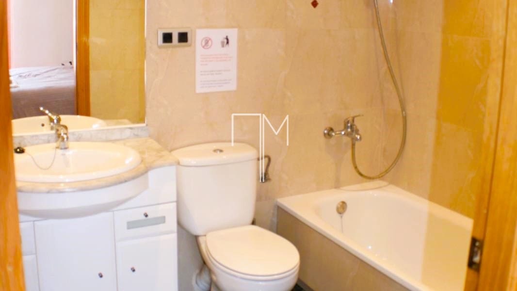 9 soveværelse Villa til salg i Alberic med swimmingpool garage - € 675.000 (Ref: 8014878)