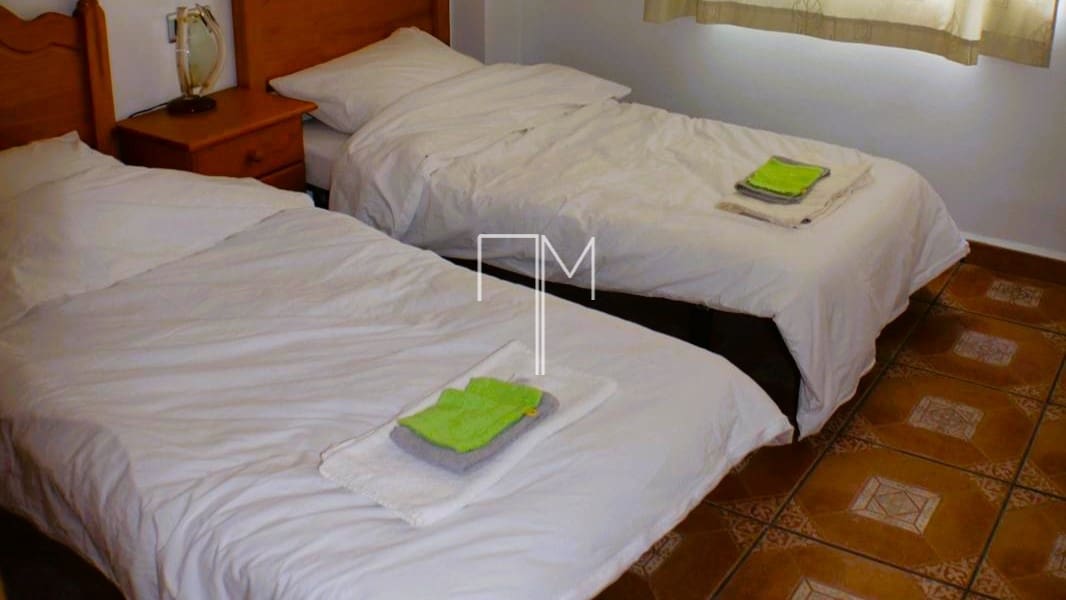 9 soveværelse Villa til salg i Alberic med swimmingpool garage - € 675.000 (Ref: 8014878)