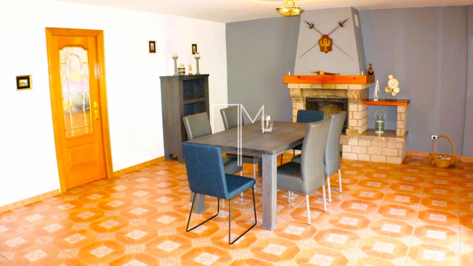 9 soveværelse Villa til salg i Alberic med swimmingpool garage - € 675.000 (Ref: 8014878)