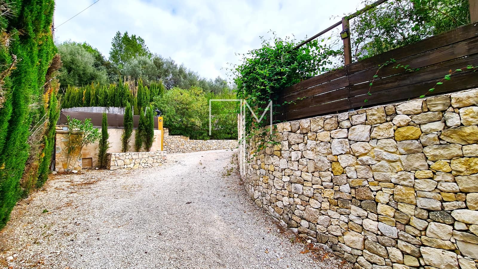 Finca/Herregård til salgs i Xativa med svømmebasseng - € 589 995 (Ref: 8246455)