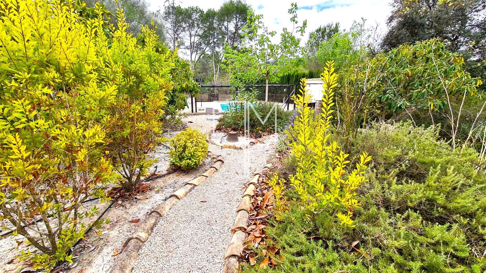 Finca/Herregård til salgs i Xativa med svømmebasseng - € 589 995 (Ref: 8246455)