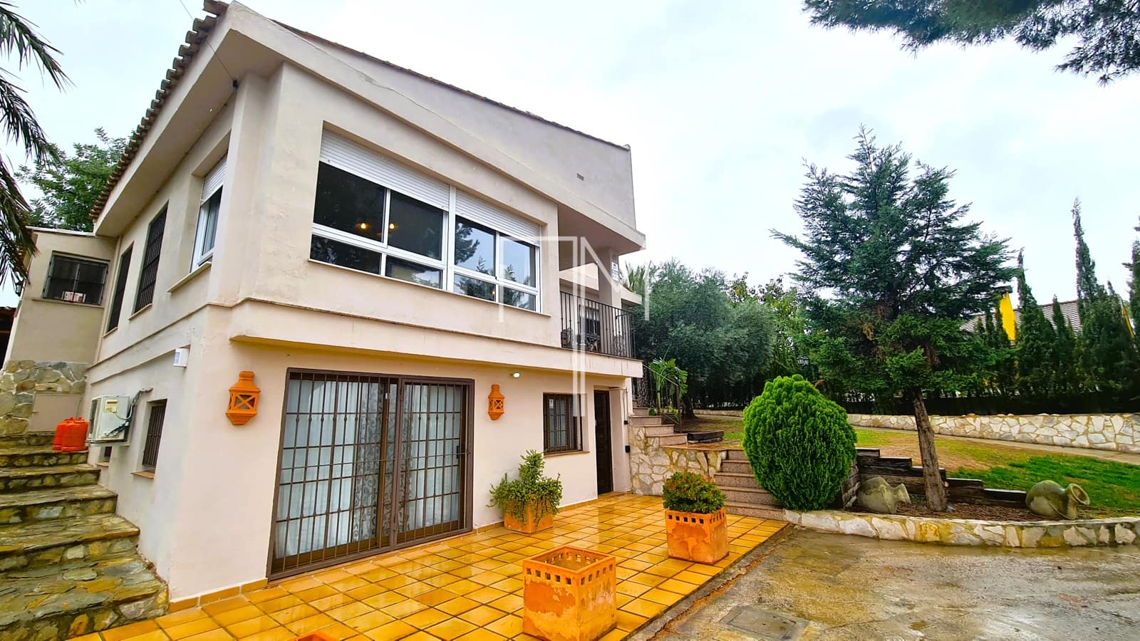 4 soveværelse Villa til salg i Alberic med swimmingpool garage - € 295.000 (Ref: 8255153)