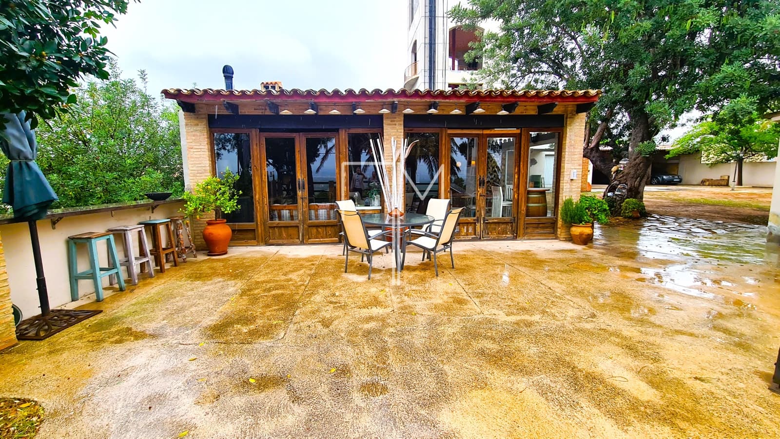 4 soveværelse Villa til salg i Alberic med swimmingpool garage - € 295.000 (Ref: 8255153)