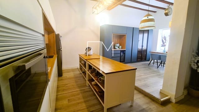 3 soveværelse Byhus til salg i Alberic - € 200.000 (Ref: 8396163)