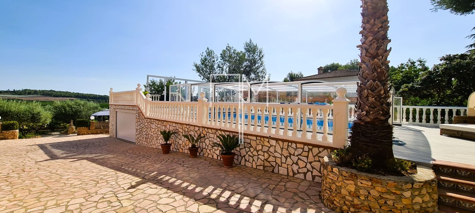 4 soveværelse Villa til salg i Alberic med swimmingpool garage - € 355.000 (Ref: 8449673)