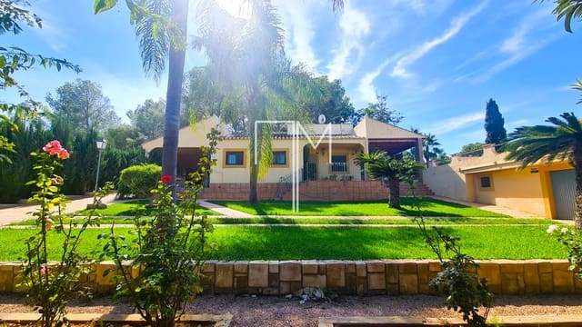 3 sovrum Villa till salu i Alberic med pool garage - 390 000 € (Ref: 8581169)