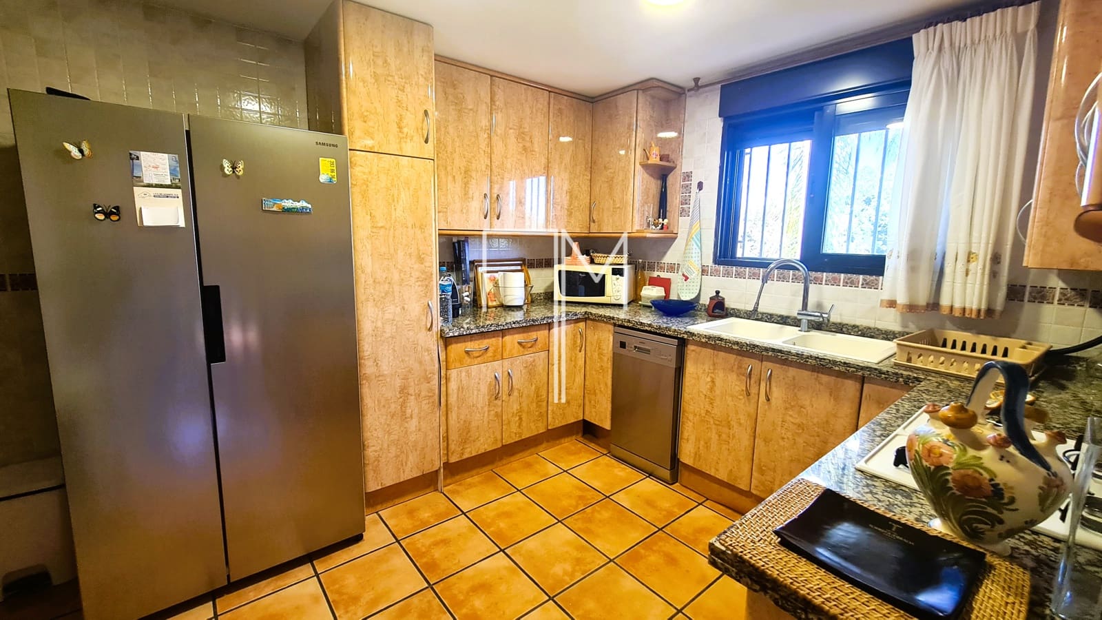 3 sovrum Villa till salu i Alberic med pool garage - 390 000 € (Ref: 8581169)