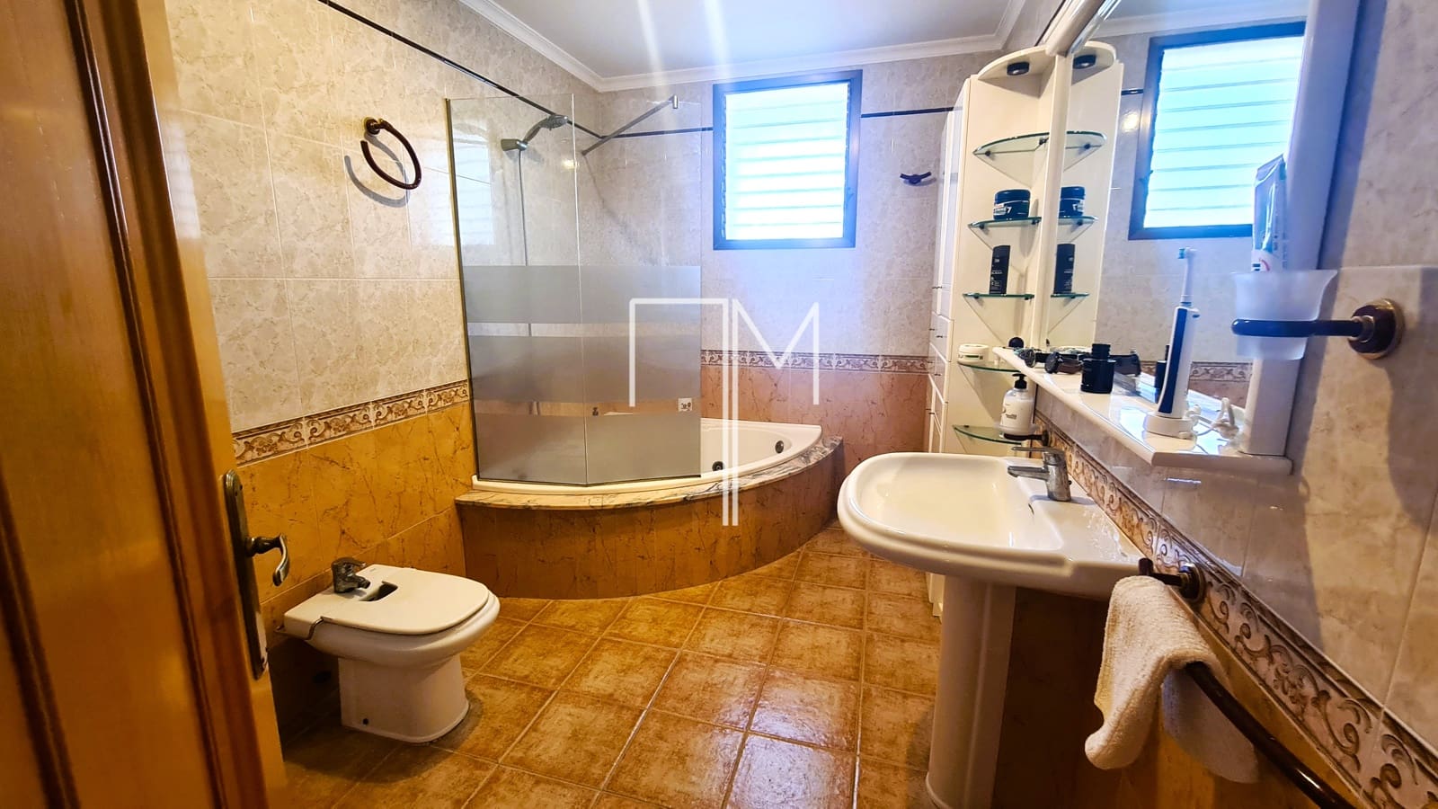 3 soverom Villa til salgs i Alberic med svømmebasseng garasje - € 349 000 (Ref: 8736997)