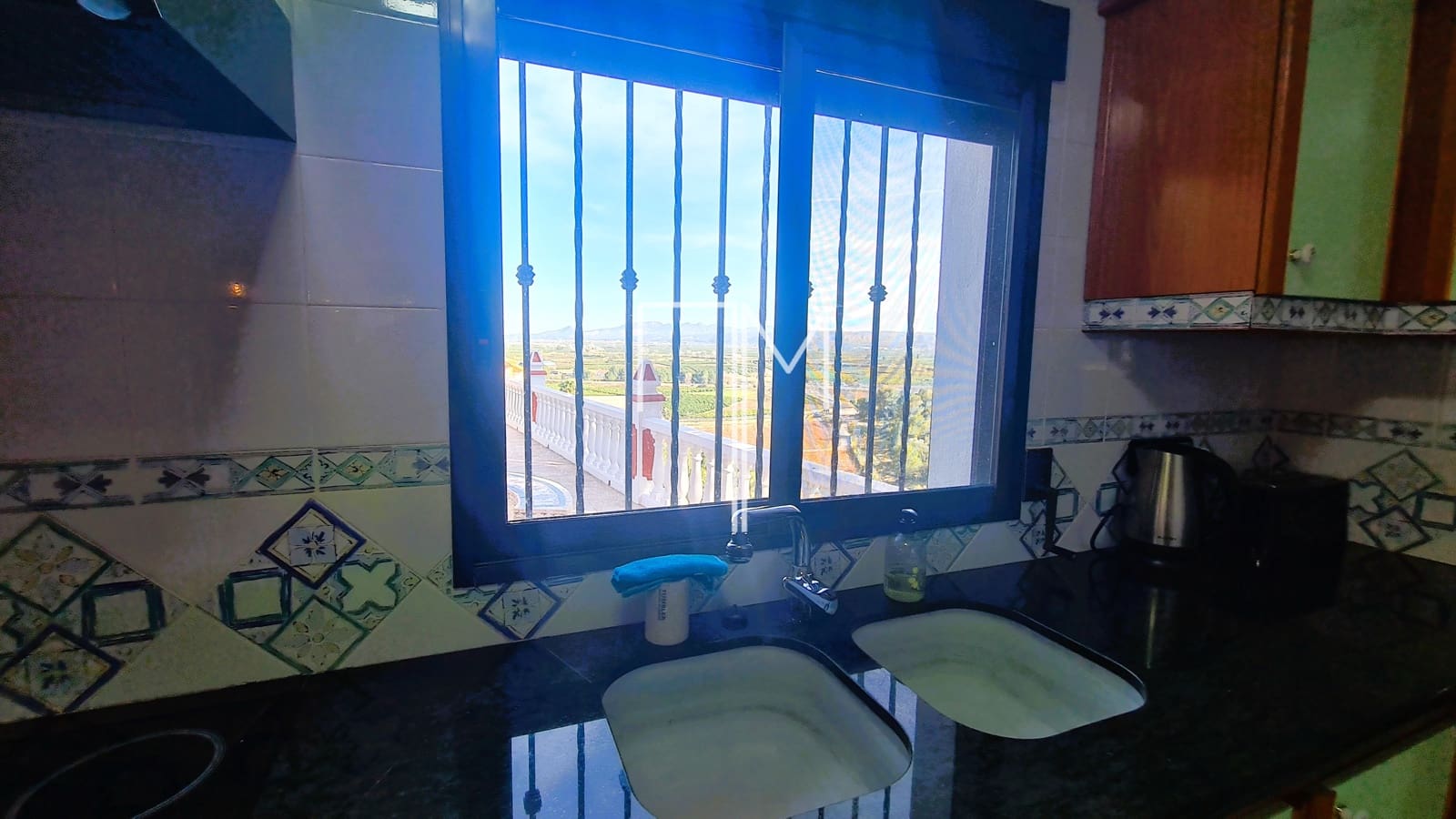 3 soverom Villa til salgs i Alberic med svømmebasseng garasje - € 349 000 (Ref: 8736997)