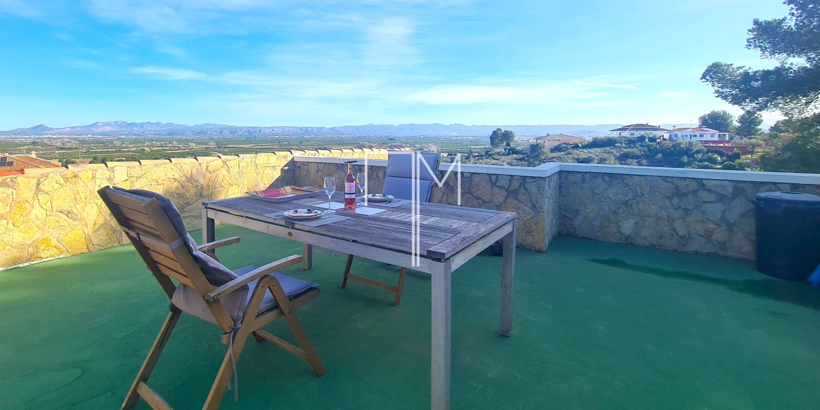 3 soverom Villa til salgs i Alberic med svømmebasseng garasje - € 349 000 (Ref: 8736997)