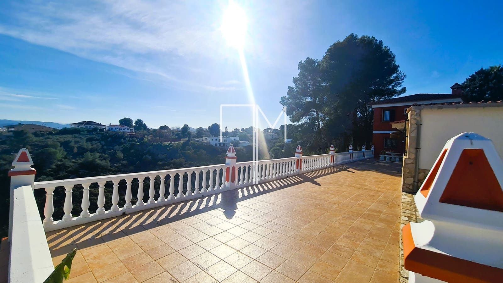 3 soverom Villa til salgs i Alberic med svømmebasseng garasje - € 349 000 (Ref: 8736997)