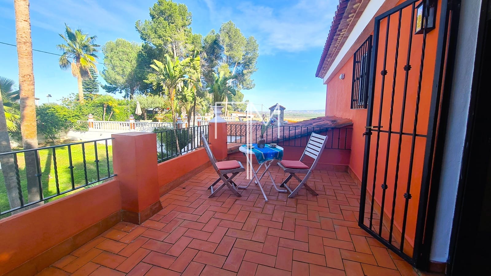 3 soverom Villa til salgs i Alberic med svømmebasseng garasje - € 349 000 (Ref: 8736997)