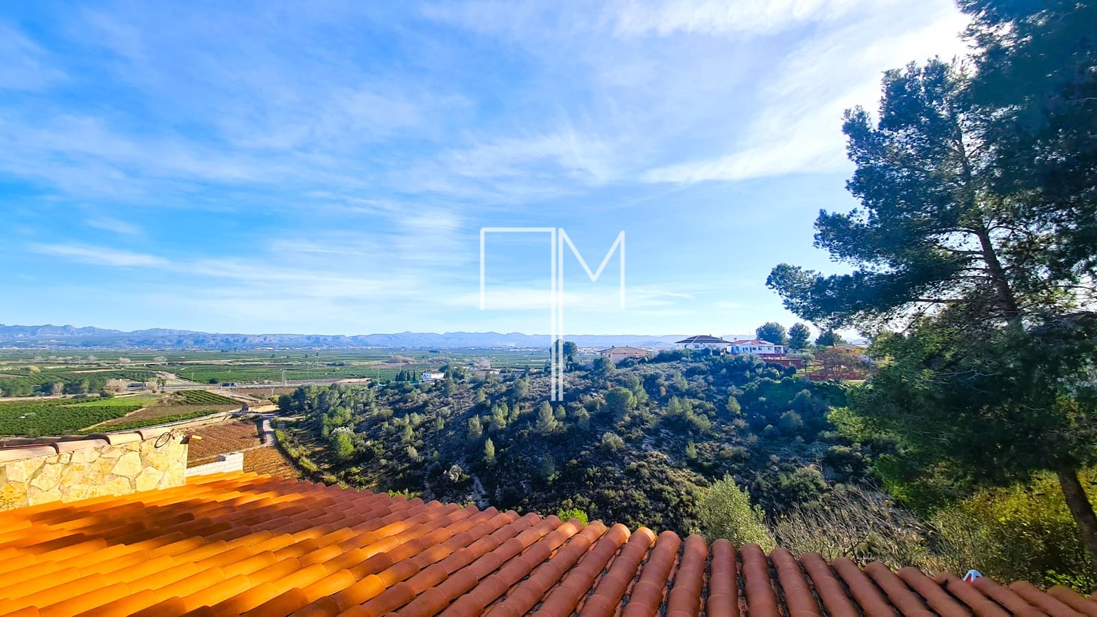 3 soverom Villa til salgs i Alberic med svømmebasseng garasje - € 349 000 (Ref: 8736997)