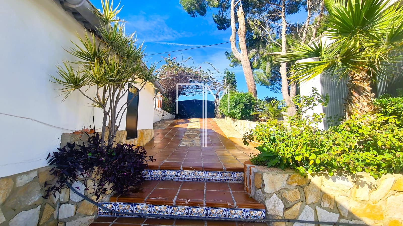 3 soverom Villa til salgs i Alberic med svømmebasseng garasje - € 349 000 (Ref: 8736997)