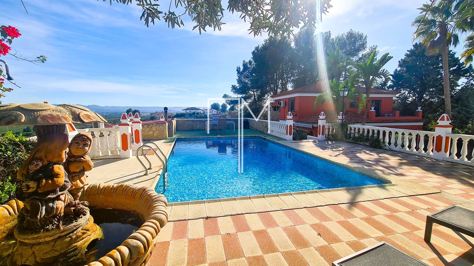 3 soverom Villa til salgs i Alberic med svømmebasseng garasje - € 349 000 (Ref: 8736997)