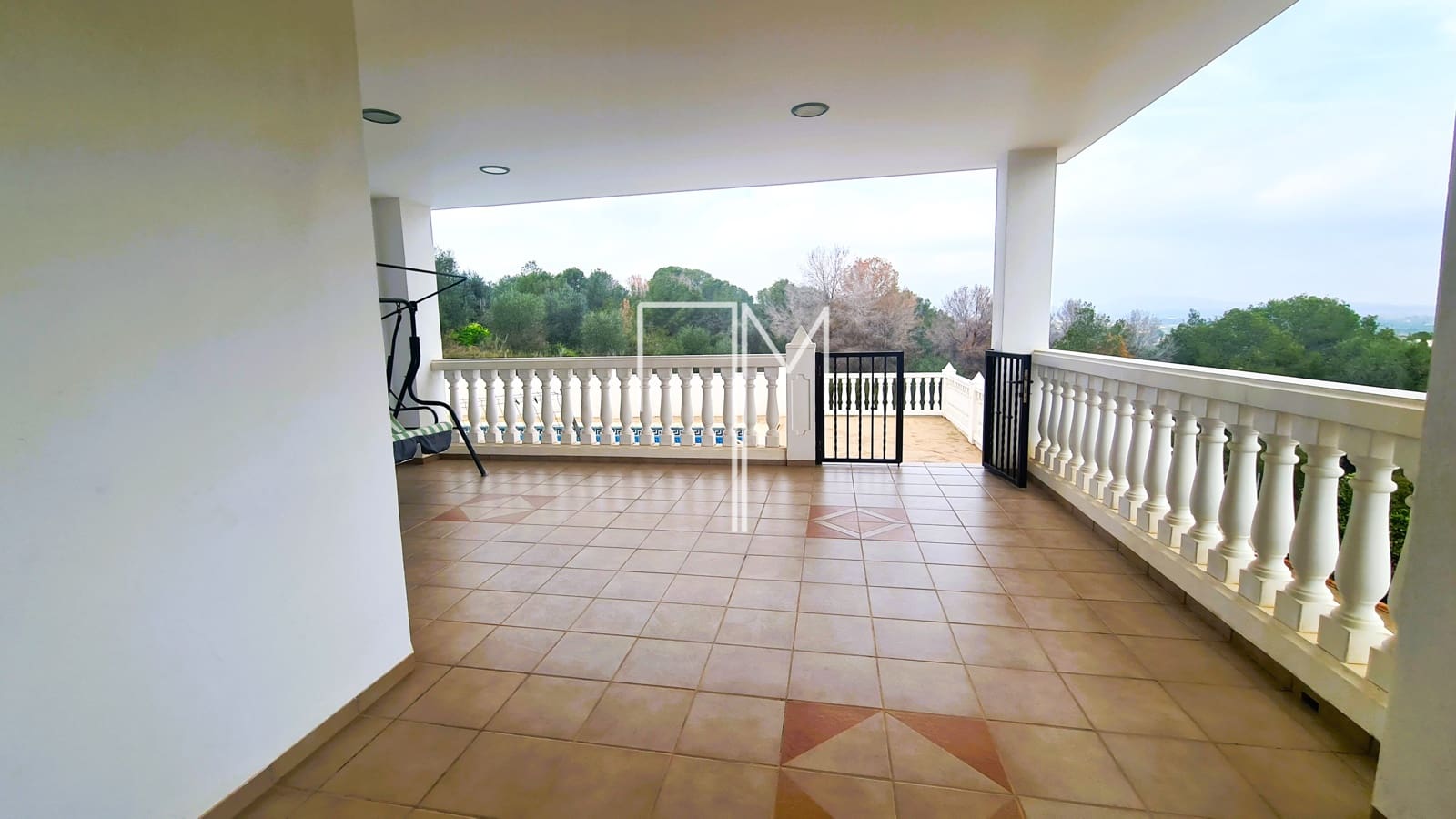 3 soveværelse Villa til salg i Alberic med swimmingpool garage - € 370.000 (Ref: 8820479)