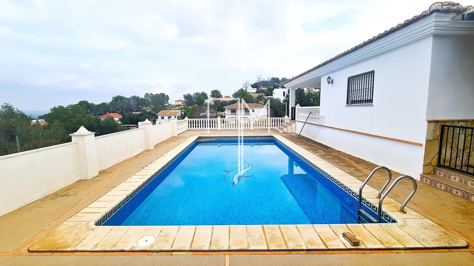 3 soveværelse Villa til salg i Alberic med swimmingpool garage - € 370.000 (Ref: 8820479)