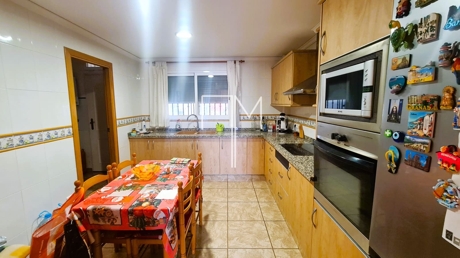 3 soveværelse Villa til salg i Alberic med swimmingpool garage - € 370.000 (Ref: 8820479)