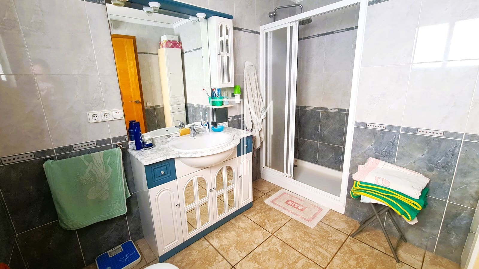 3 soveværelse Villa til salg i Alberic med swimmingpool garage - € 370.000 (Ref: 8820479)