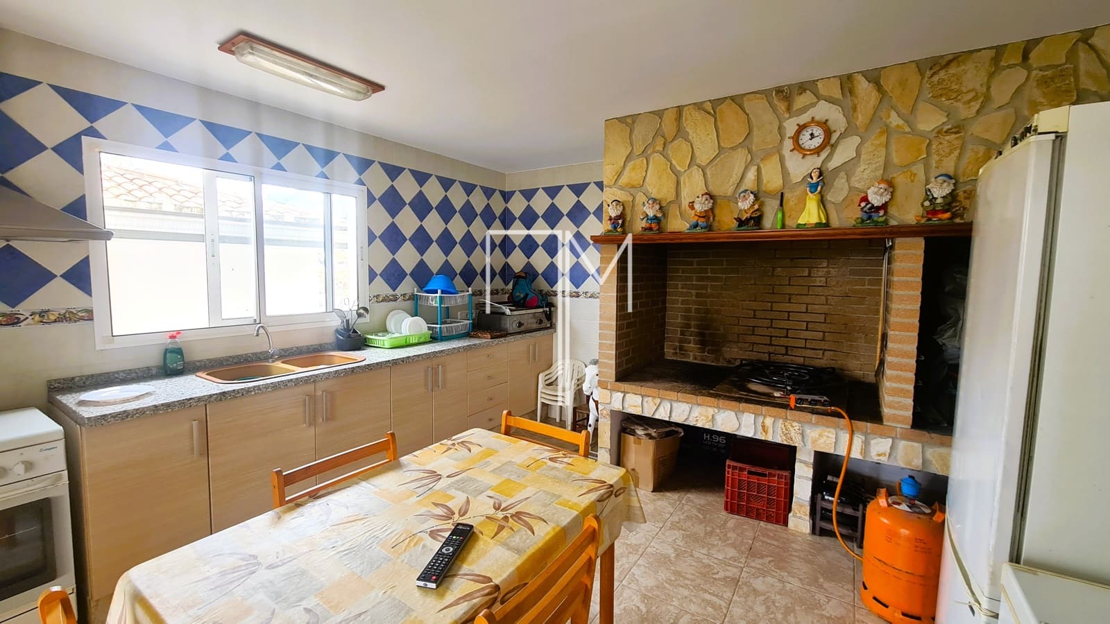 3 soveværelse Villa til salg i Alberic med swimmingpool garage - € 370.000 (Ref: 8820479)