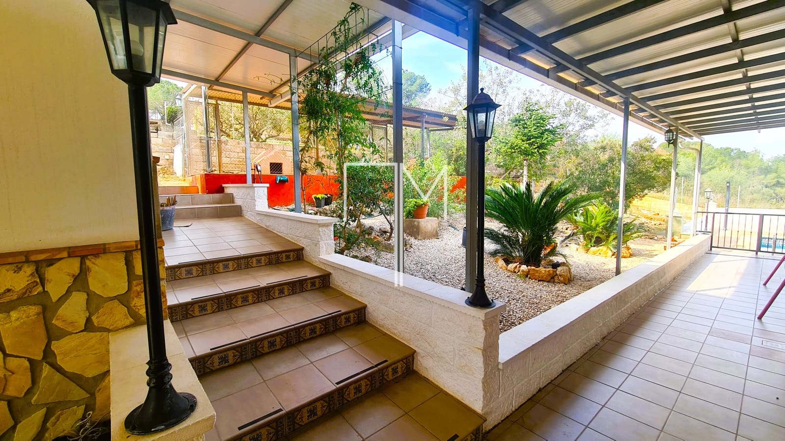 3 soveværelse Villa til salg i Alberic med swimmingpool garage - € 370.000 (Ref: 8820479)