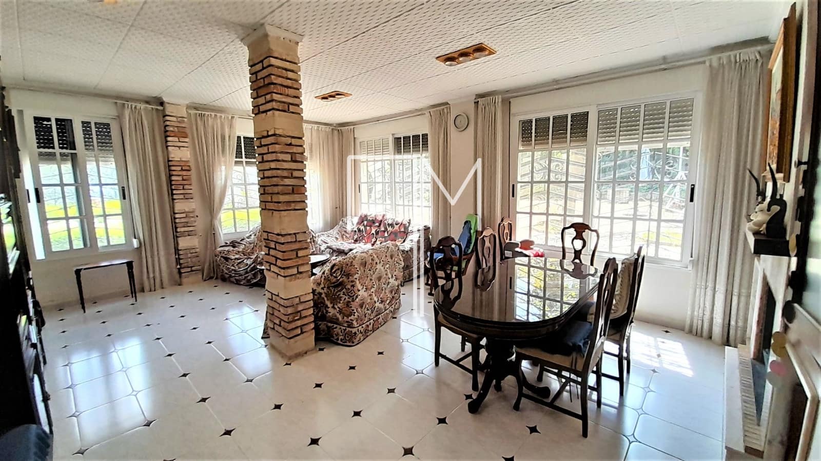 5 soveværelse Finca/Landehus til salg i Xativa med swimmingpool garage - € 395.000 (Ref: 8830544)