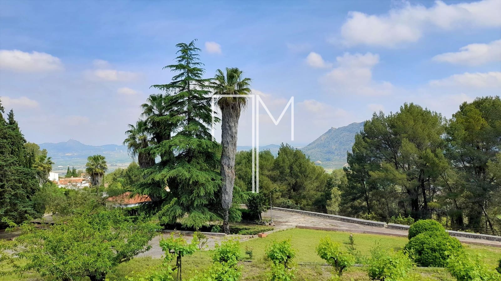 5 soveværelse Finca/Landehus til salg i Xativa med swimmingpool garage - € 395.000 (Ref: 8830544)