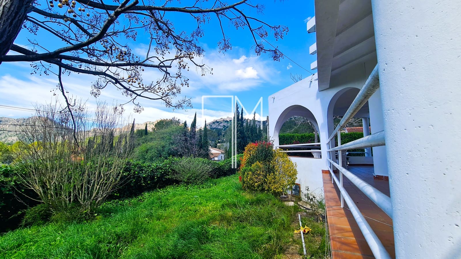 4 soveværelse Villa til salg i Xativa med swimmingpool - € 390.000 (Ref: 8893470)