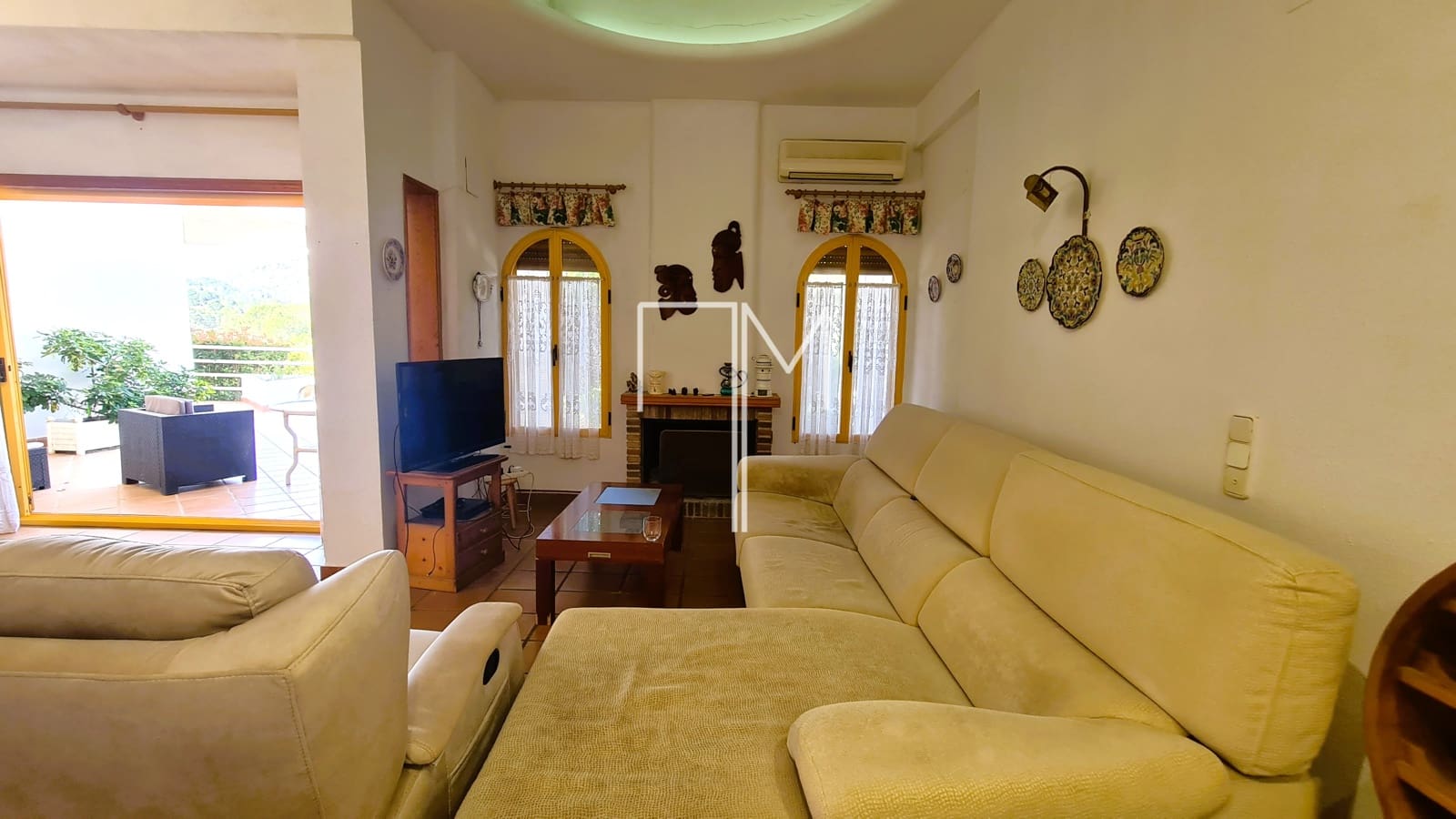 4 soveværelse Villa til salg i Xativa med swimmingpool - € 390.000 (Ref: 8893470)