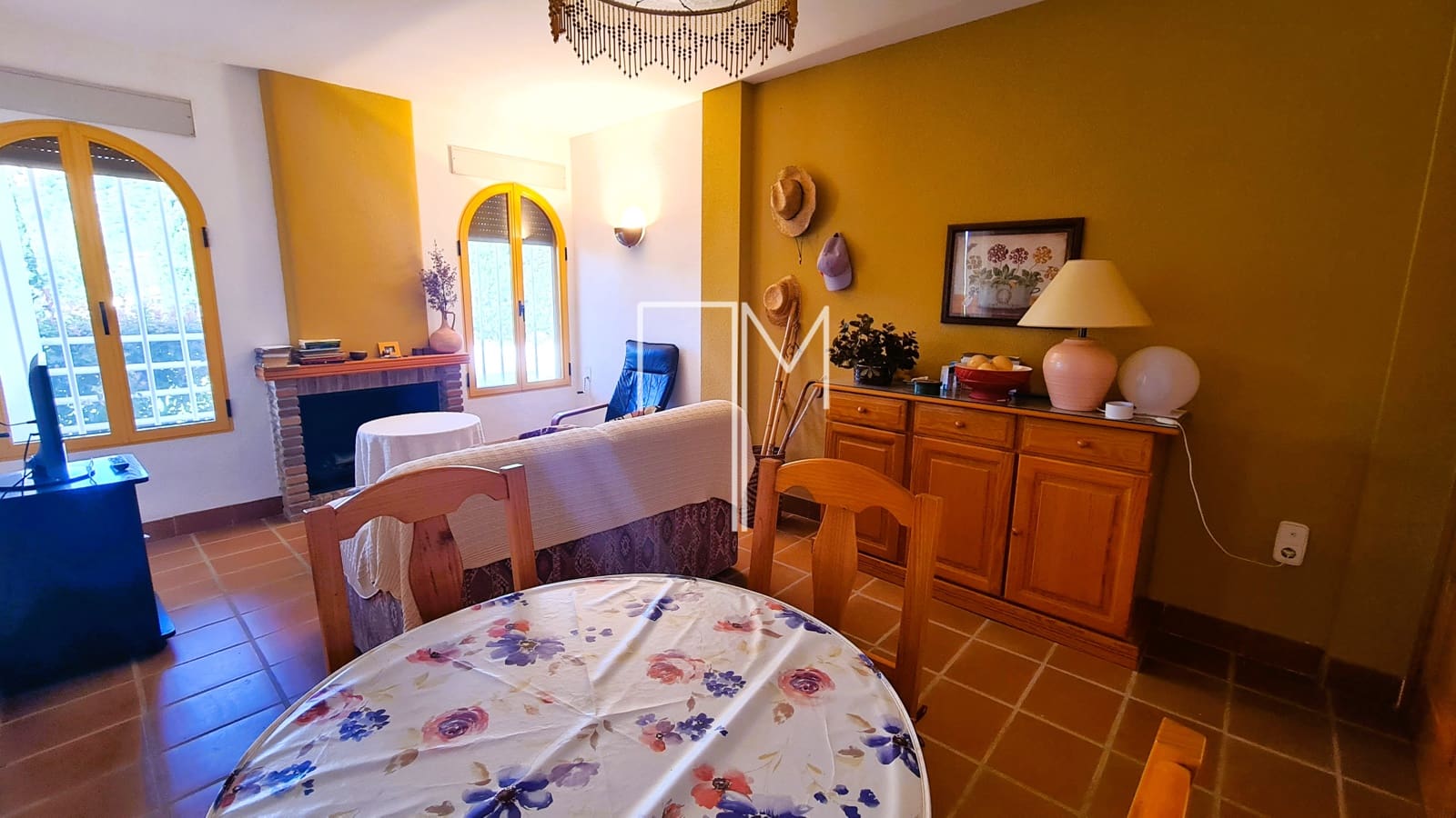 4 soveværelse Villa til salg i Xativa med swimmingpool - € 390.000 (Ref: 8893470)